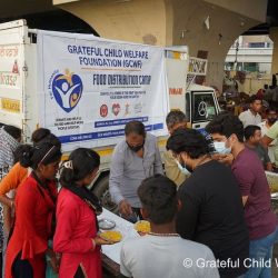 Food Donation at Delhi Flood Camps, Mayur Vihar
